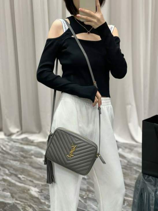 Picture of Saint Laurent Handbags _SKUfw167217359fw
